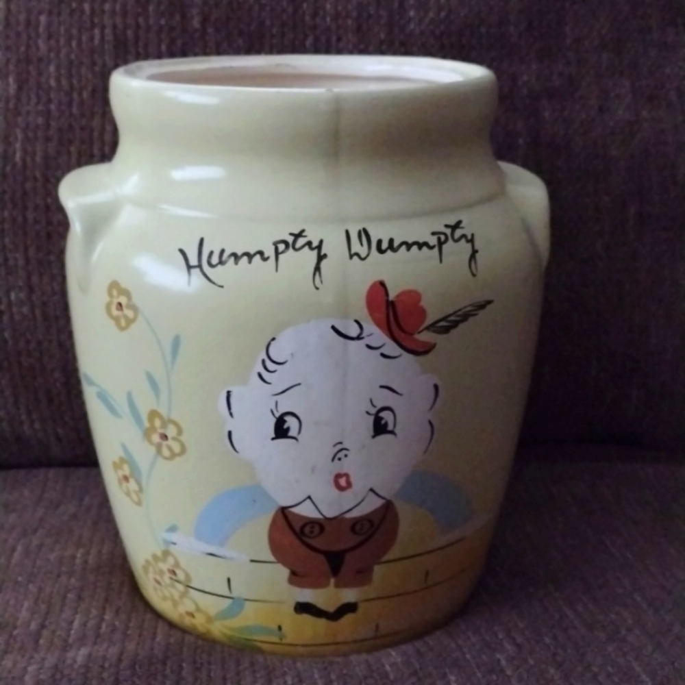 Humpty Dumpty Cookie Jar Ransburg Hand-painted  1930's
